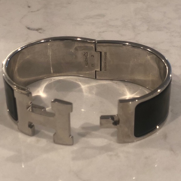 Authentic Hermès Clic Clac H Bracelet, Noir - Picture 6 of 7